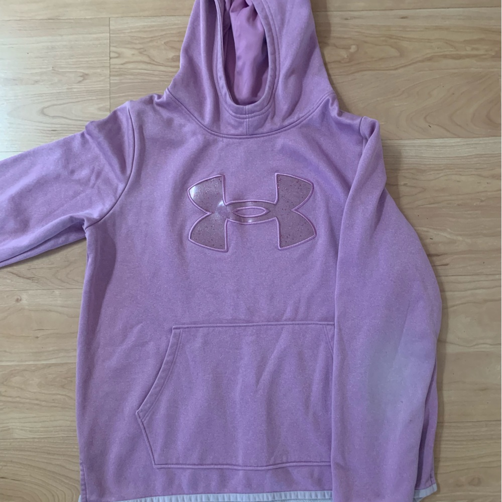Youth Under Armour sweatshirt
